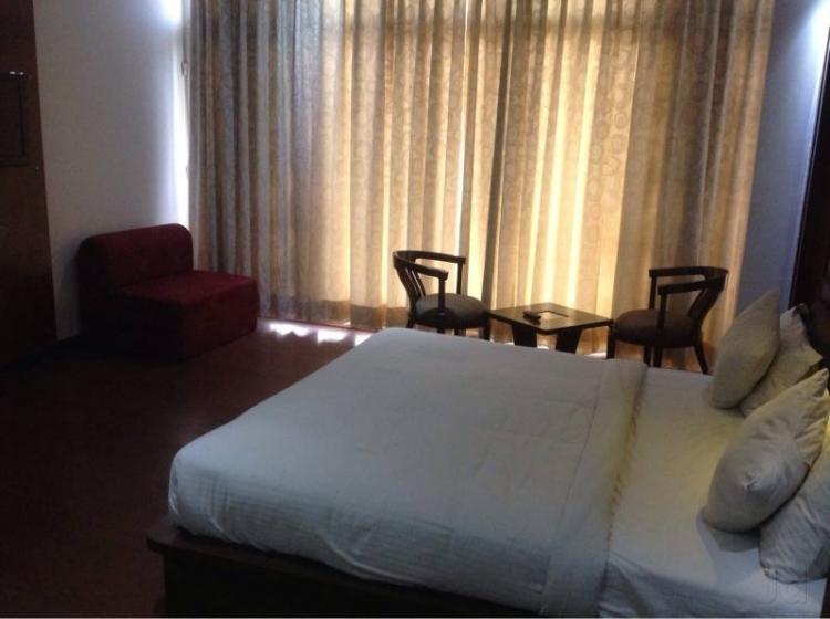Hotel Parth Inn 가지아바드 외부 사진