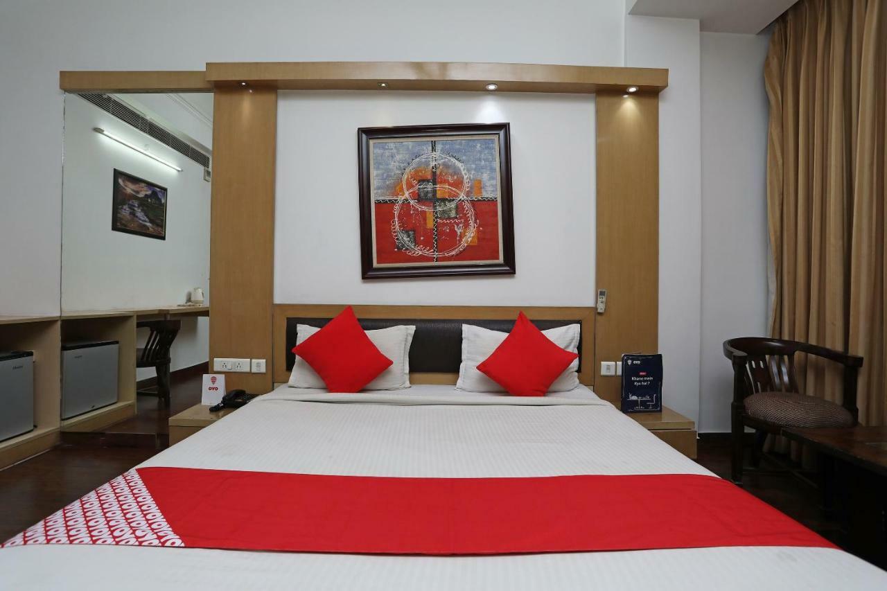 Hotel Parth Inn 가지아바드 외부 사진